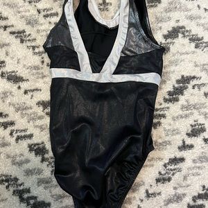 GK adult extra small leo